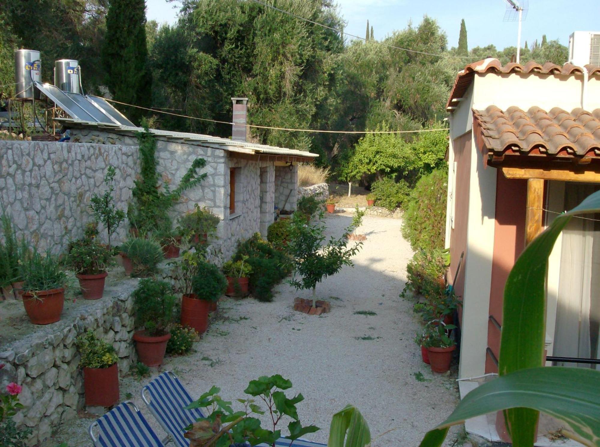 Bozikis Apartments & Studios Paleokastritsa Eksteriør billede